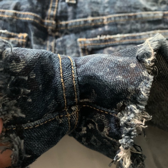 Current/Elliott The Boyfriend Short in Bandana Print Cut Off - Picture 5 of 8